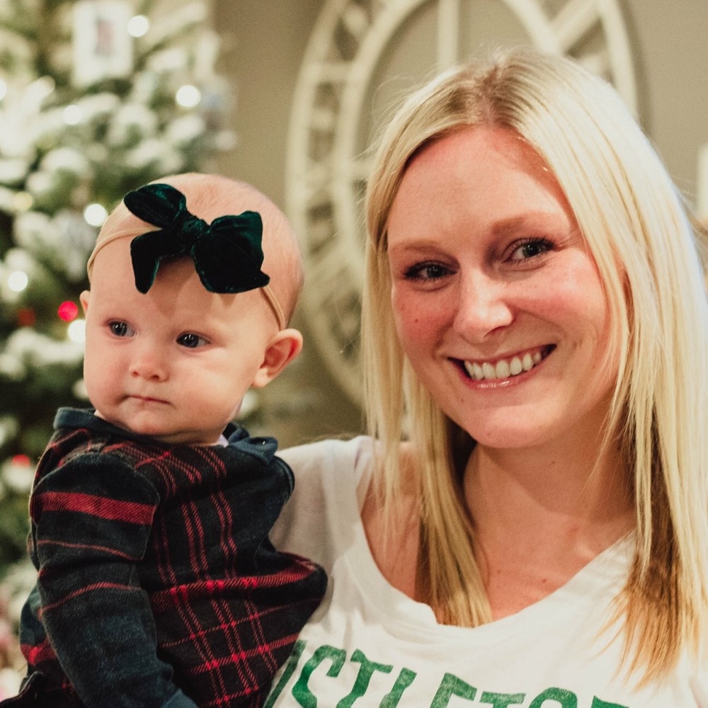 Meet your Posher, Courtney